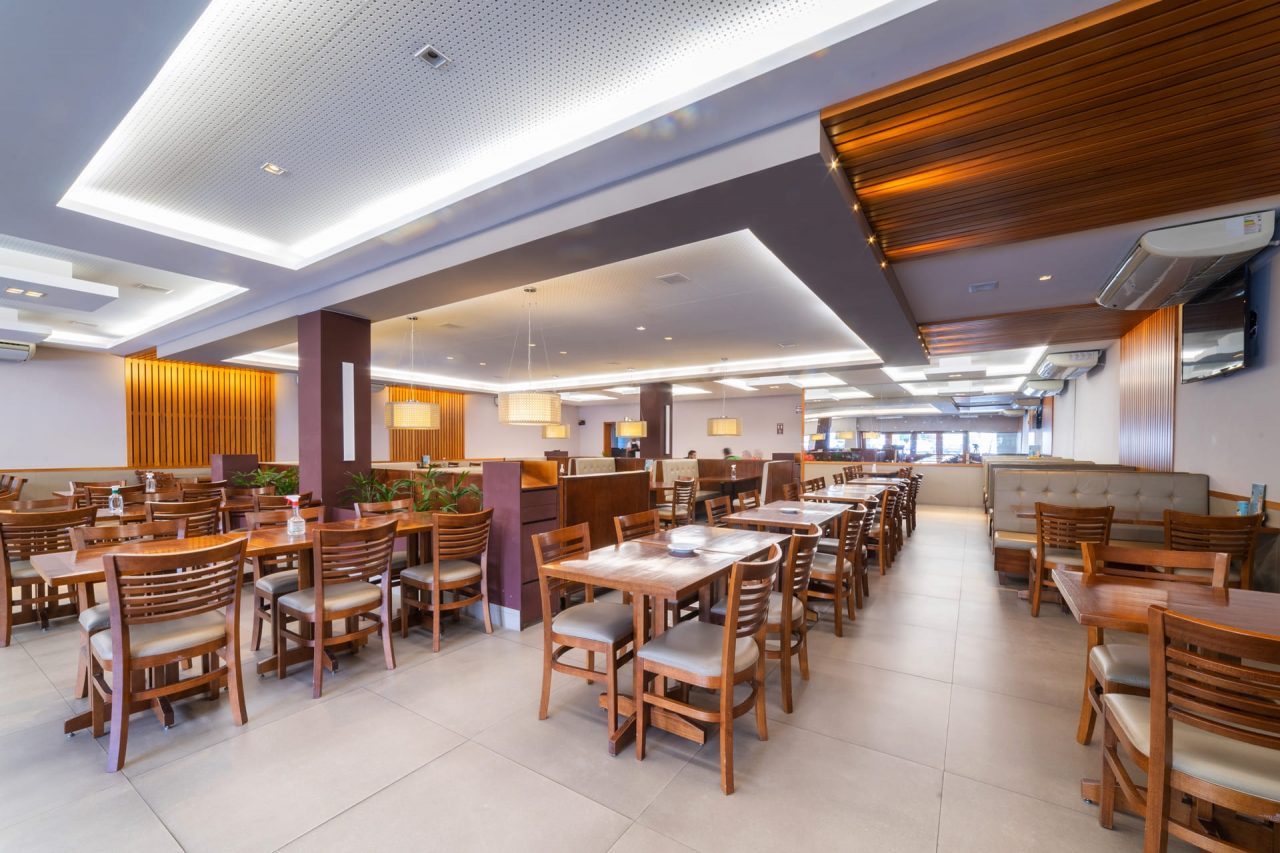 restaurante-siri-da-barra-salao-mesas-cadeiras (2)